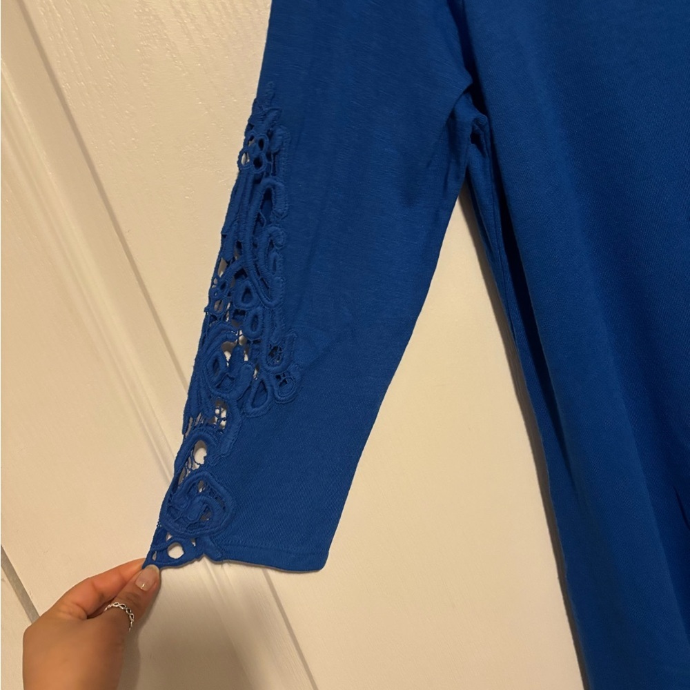 Melissa Paige Royal Blue Crochet Sleeve Tunic Size XL - Picture 5 of 6